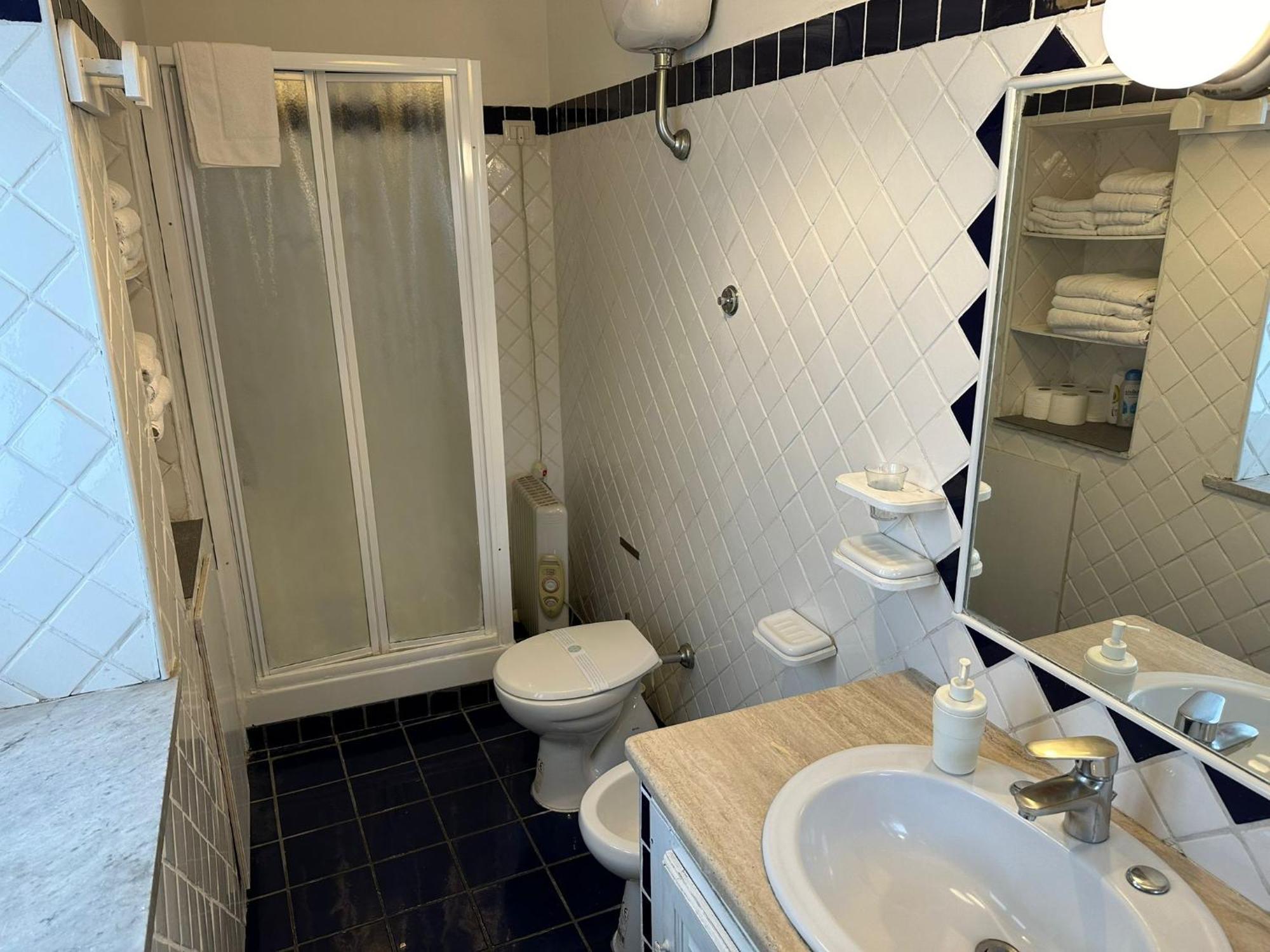 Casa Rossini Apartments เนเปิลส์ ภายนอก รูปภาพ